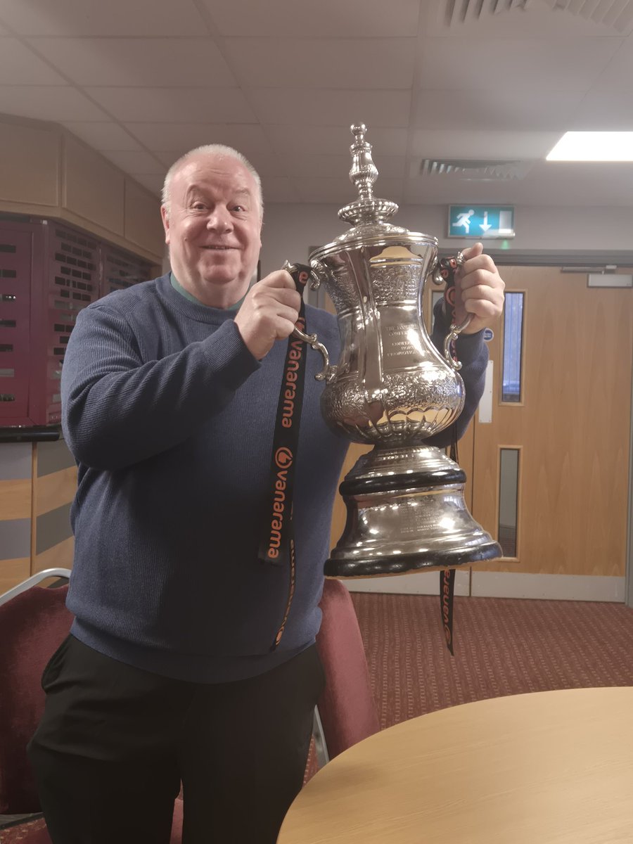 friendsofpakati💻 tweet media