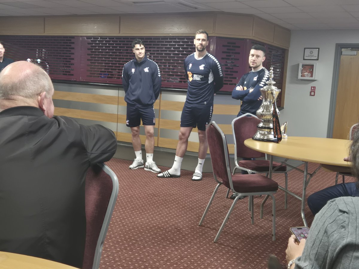 friendsofpakati💻 tweet media