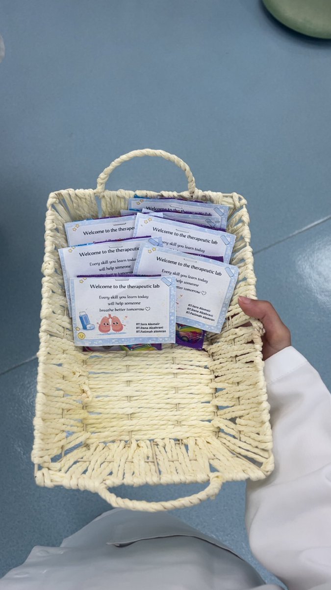 سَـــارة tweet media