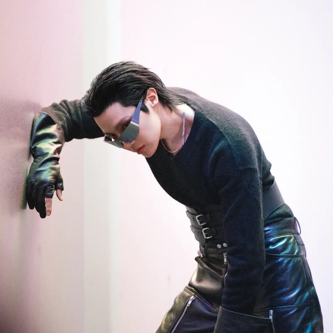 btschartmaster's tweet image. LE SSERAFIM's "SPAGHETTI (feat. j-hope)" has been nominated for 'Best Kpop Song' at the 23rd Korean Music Awards.