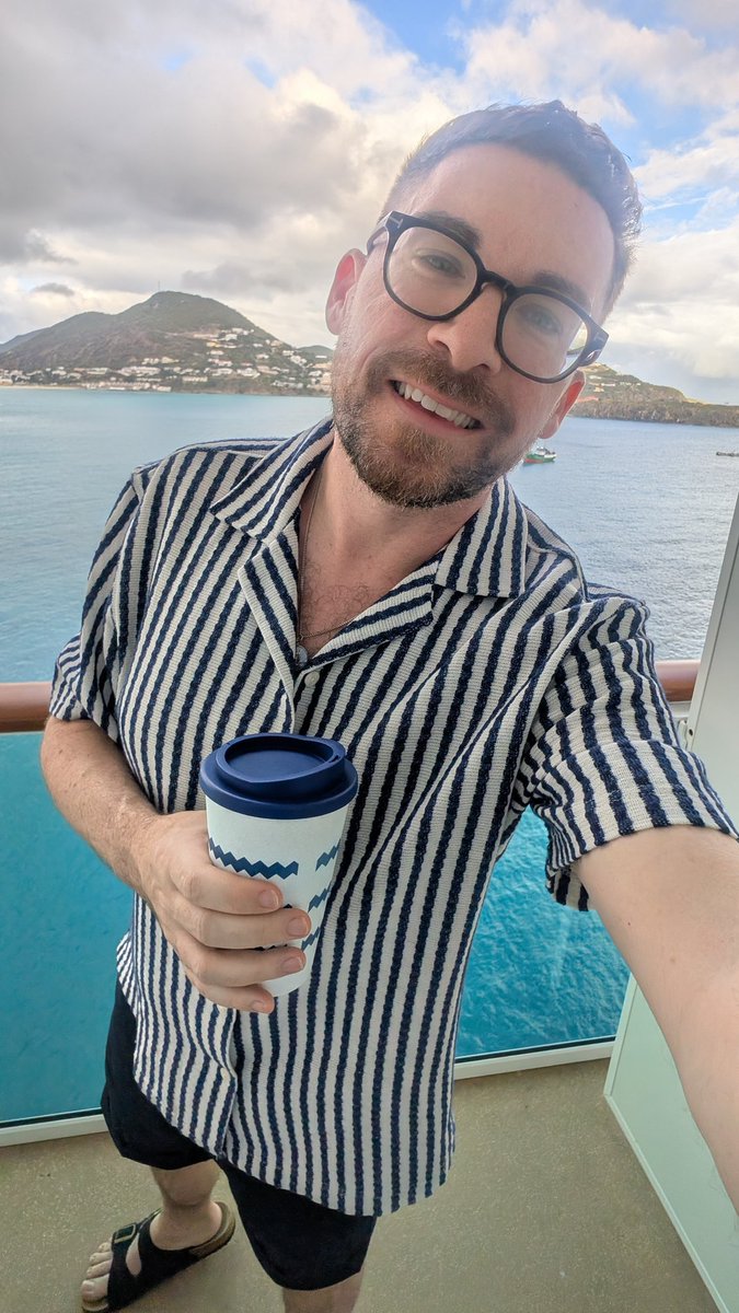 Greetings,🏝️🚢☀️