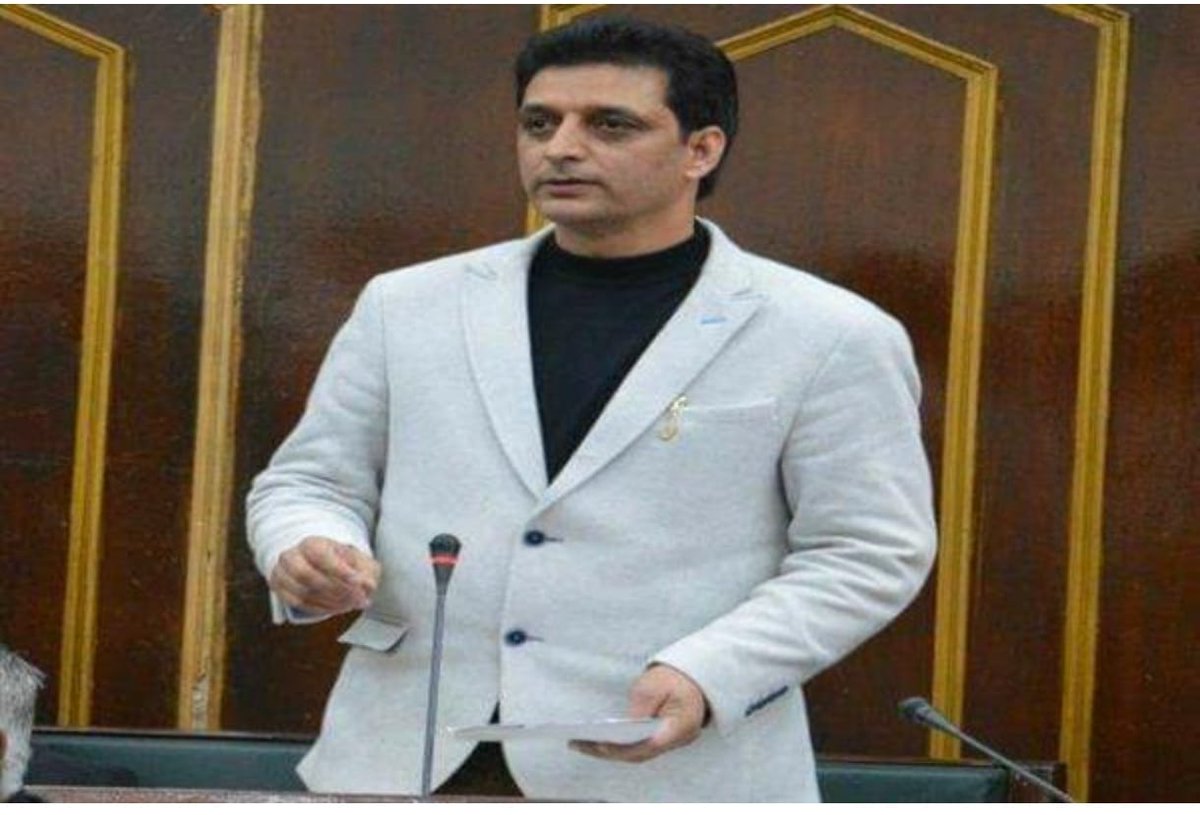APampori's tweet photo. MLA @shaktiparihar_  has publicly raised the demand for the establishment of a Doda
Development Authority a statutory body to plan,regulate and fast-track development in Doda district.This has been part of his advocacy in the Legislative Assembly during discussions on development https://t.co/ZkdQ2clU5S