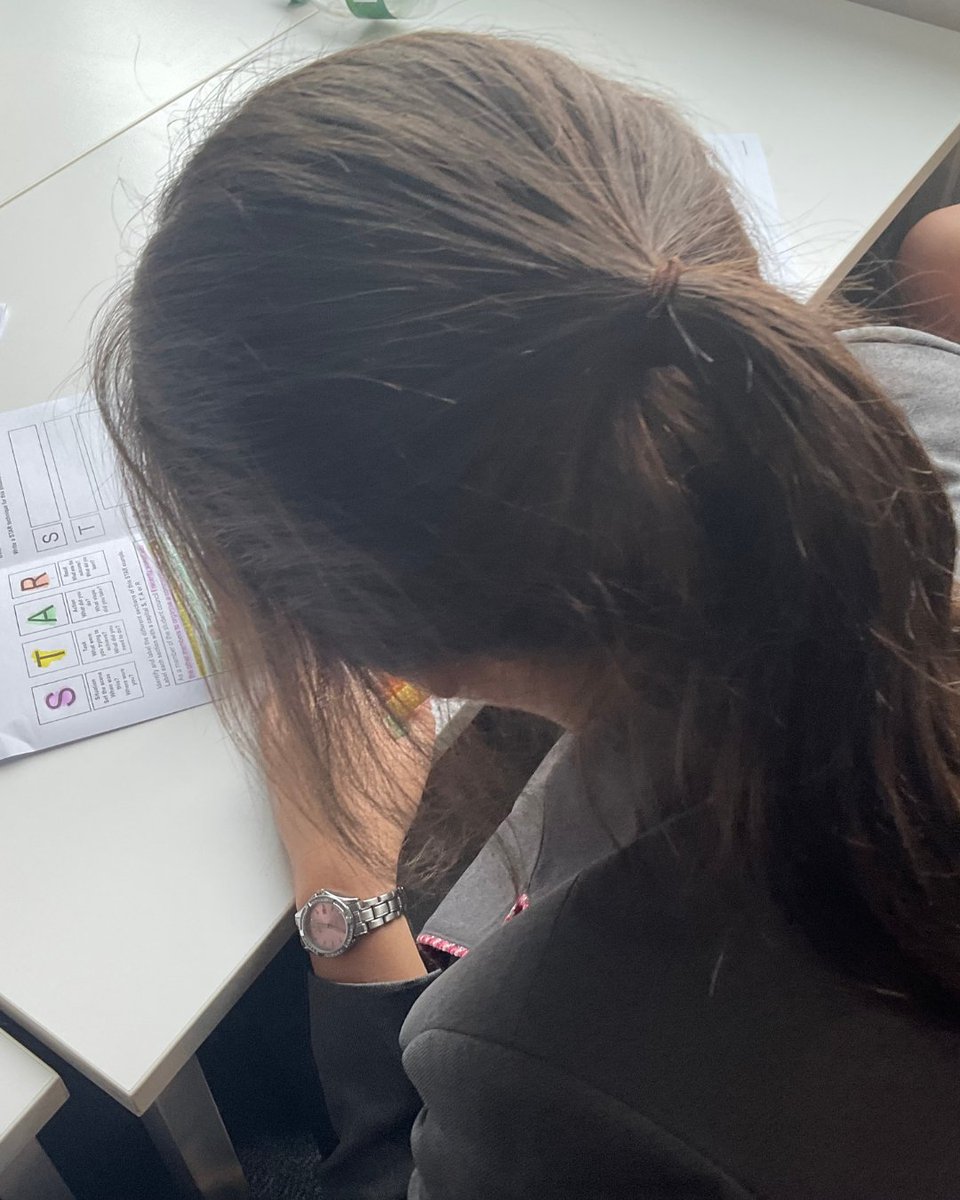 SJBLiverpool's tweet photo. Students have recently taken part in real-world learning to prepare them for life after school⏩

Year 10s explored interview skills and careers with @IntoUniversity &amp; @ShapingFutures_🚀

Whilst @Barclays visited our Year 8 students to deliver a session on fraud awareness💡 https://t.co/IkEuCGAxRA