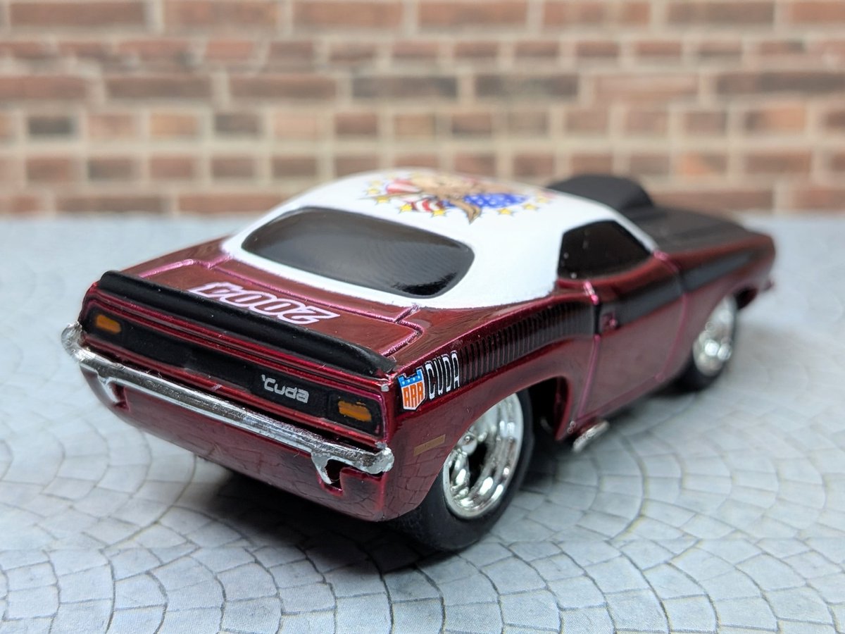 musclevw's tweet photo. Muscle Machines
1970 Plymouth Barracuda
選挙期間中って事で
2004年🇺🇸大統領選挙の民主党のミニカー
民主党のシンボルマークのロバがループに描かれてる
自民党や中道なんとかとかのミニカーあっても買わないな〜😩
#MuscleMachines
#plymouth #plymouthbarracuda
#アメ車 #hotwheels https://t.co/YxnX2JxCk2