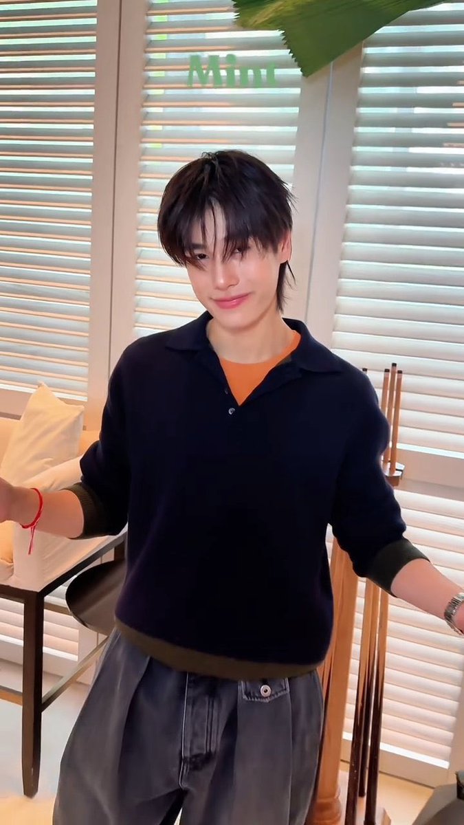 miamoriesn's tweet photo. KOK DIA MAKIN NGUCING DAN MBUL BGT https://t.co/pKZ3RzJjcu