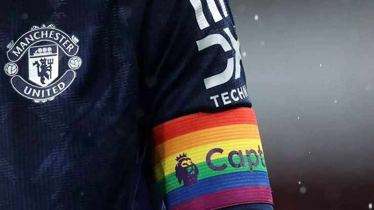 RedDevils_TR's tweet image. Manchester United sadece ismimiz değildir. 

Bu; kulübün, şehrin ve insanların birliktelik, kabullenme ve kapsayıcılık mesajıdır.

Eşitliği savunmak ve futbolu herkes için kapsayıcı kılmak adına Premier League’in başlattığı Pride kampanyasını destekliyoruz. 🏳️‍🌈