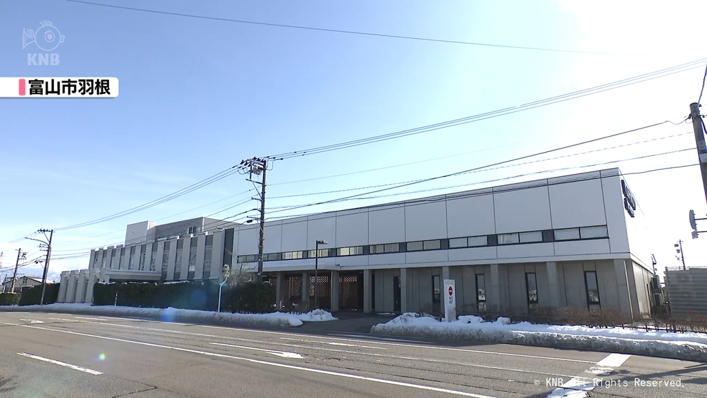 【処分】産婦人科病院で妊産婦7人が食中毒、夕食で提供のサラダが原因 富山
news.livedoor.com/article/detail…

症状がみられる患者は20代から30代の妊産婦7人で、5人の便からノロウイルスが検出された。市はこの病院で食事を提供している業者を、3日間の営業停止処分とした。