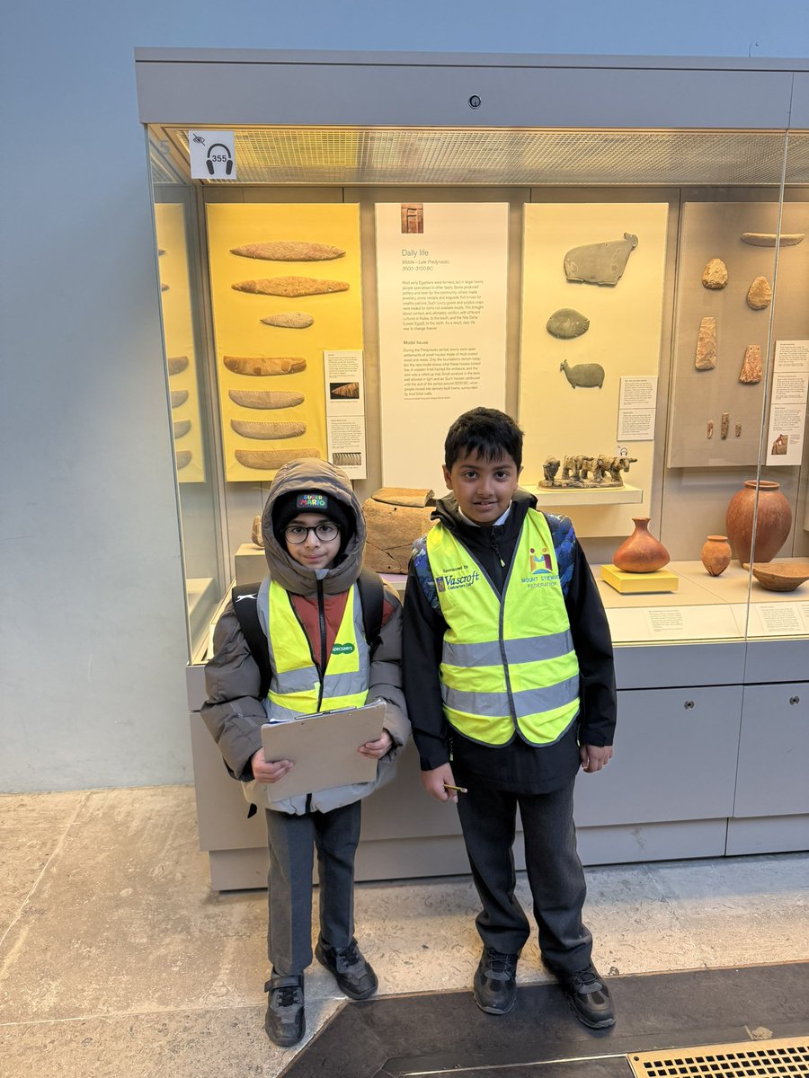 MountStewartSch's tweet photo. Year 3 having a great time at the museum #tmssyear3 #tmsshistory https://t.co/PpatFo65sk