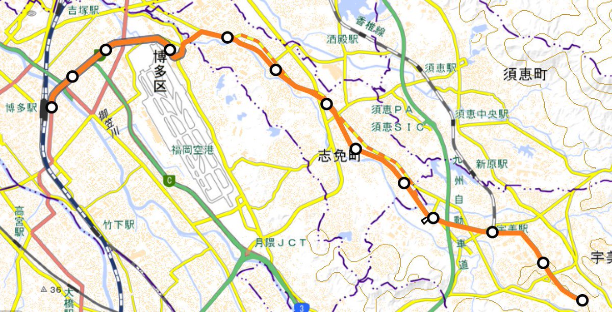 過去に作った福岡〜志免〜宇美の新交通システムは博多〜空港は地下で、それ以外は道路上に高架を敷設みたいな形態でしたね。
#架空鉄道