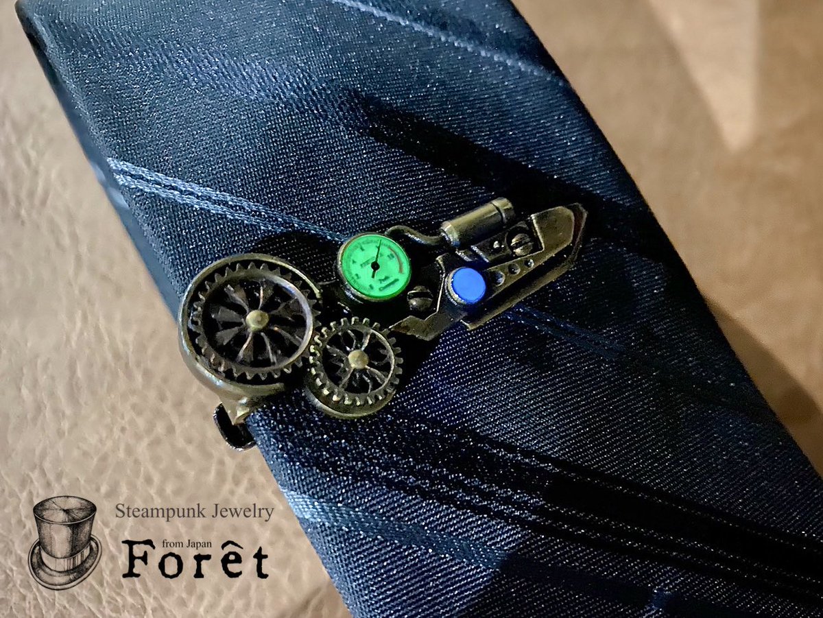 【ワンダーフェスティバル2026冬】
出展日：2026年2月8日(日)
時　間：10:00～17:00
会　場：幕張メッセ
ブース：4-13-16

スチームパンク・ネクタイピン
歯車はいつも通りに回る仕様です！

#ワンフェス #ワンフェス2026冬