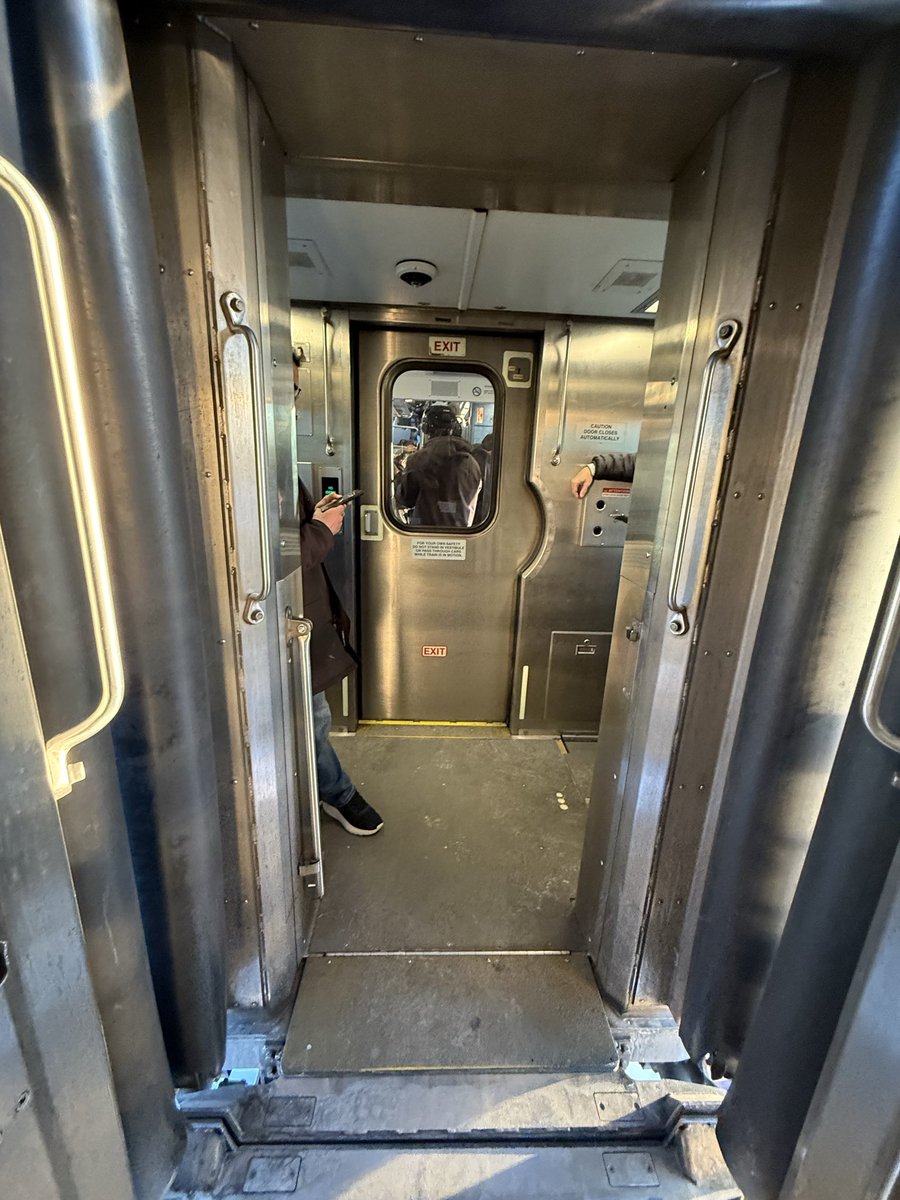 Chris Siena tweet media