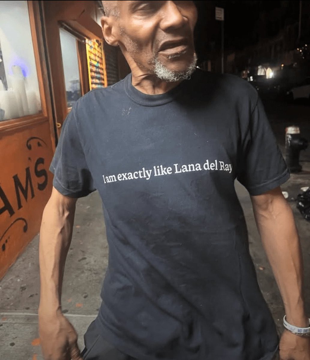 Lana Del Rey (@oceanoboulevard) on Twitter photo 