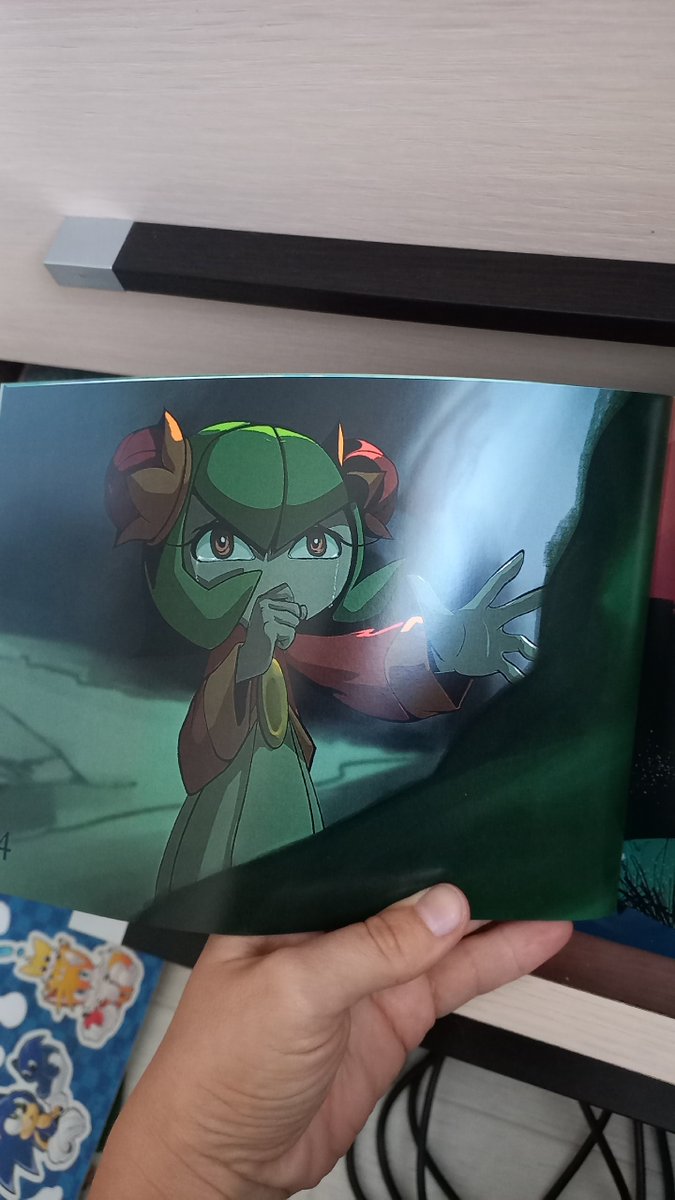 aila_tf's tweet photo. A couple years ago, I was joined in Сosmo zine. Yep, its exists. https://t.co/bdqBgjD7Du