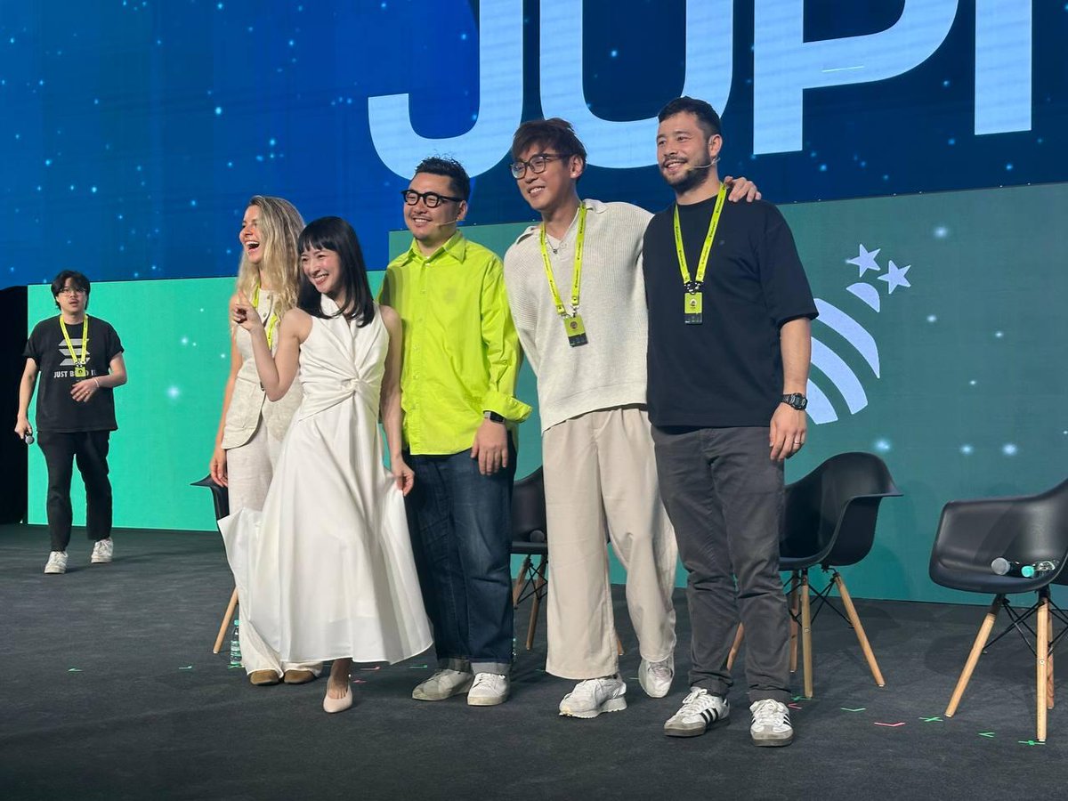 cryptobaby's tweet image. Jupiterのイベント動画出したのでよかったら見てください🐱🪐
発表は色々とありすぎたので、個人的に今回のイベントで気になった発表4選を紹介🐰

1. 2025年 収益/利益
売上総収入(手数料): $509M (約79.9億円)
売上総利益: $183M (約28.7億円)…