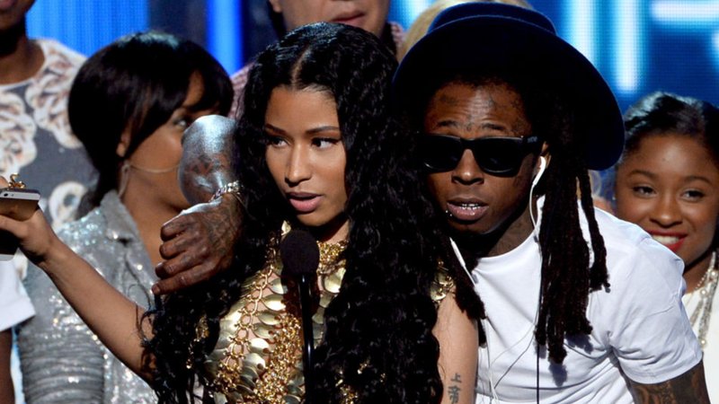 🚨 | Nicki Minaj still owns 100% of her publishing, merchandising, &amp; touring rights despite Lil Wayne selling Young Money's catalog to UMG!

— Minaj gets paid everytime her songs get played, she owns her brand/likeness, &amp; keeps the majority of revenue earned from touring. 👀