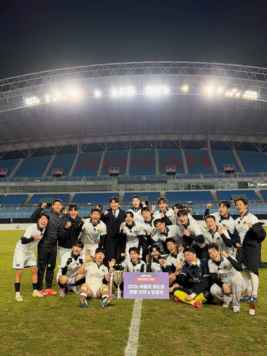 knockknock0408's tweet image. XIUMIN - habinsssss ins