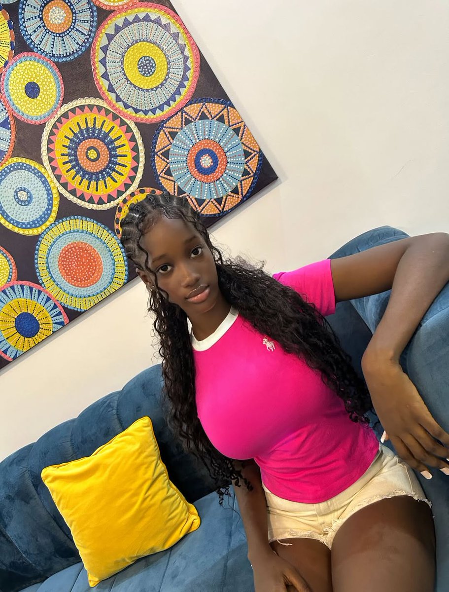 CHi🍑🦋 tweet media