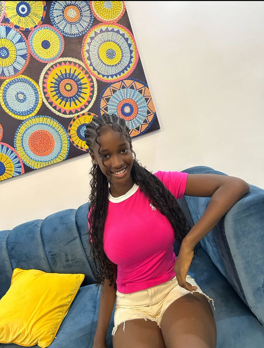 CHi🍑🦋 tweet media