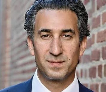 <a href="/ElaheBoghrat/">Elahe Boghrat الاهه بقراط</a> <a href="/PahlaviReza/">Reza Pahlavi</a> سر مار کریم سجادپور است. کریم سجادپور محصول «صنعت ایران‌شناسی امنیتی» در واشنگتن است؛ نه اپوزیسیون، نه رژیم‌نواز کلاسیک، بلکه بخشی از دستگاه تولید روایت برای مدیریت پرونده ایران در سیاست غرب