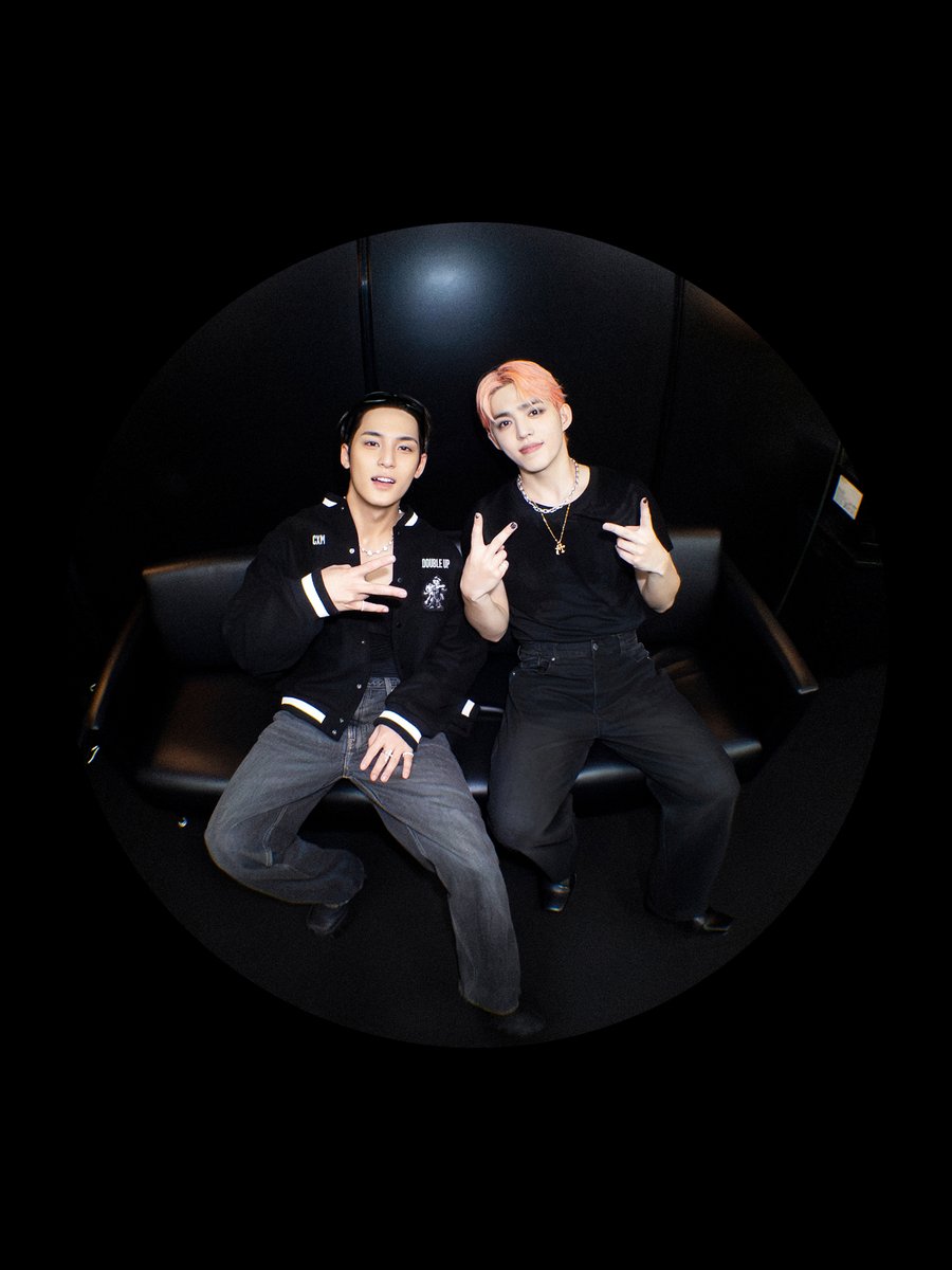 [17'S] CxM [DOUBLE UP] LIVE PARTY in JAPAN in Makuhari Messe International Exhibition Hall 1-3 Day 1

#CxM #SCOUPSxMINGYU
#DOUBLE_UP_JAPAN