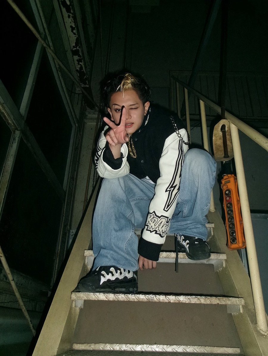 oneoreight__'s tweet photo. #NEO 

STILL THE NEW BAD BOY OF TOKYO 😈🗼🏎️🔥

#ONEOREIGHT 
#1OR8 
#TOKYODRIFT🏎️ 
➕#GATHER➕ 
#1stLiveTourGATHER https://t.co/KkutFpwnar