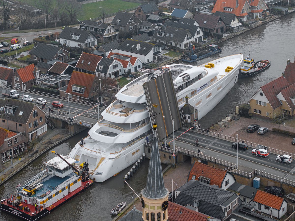 SuperYacht Times tweet media