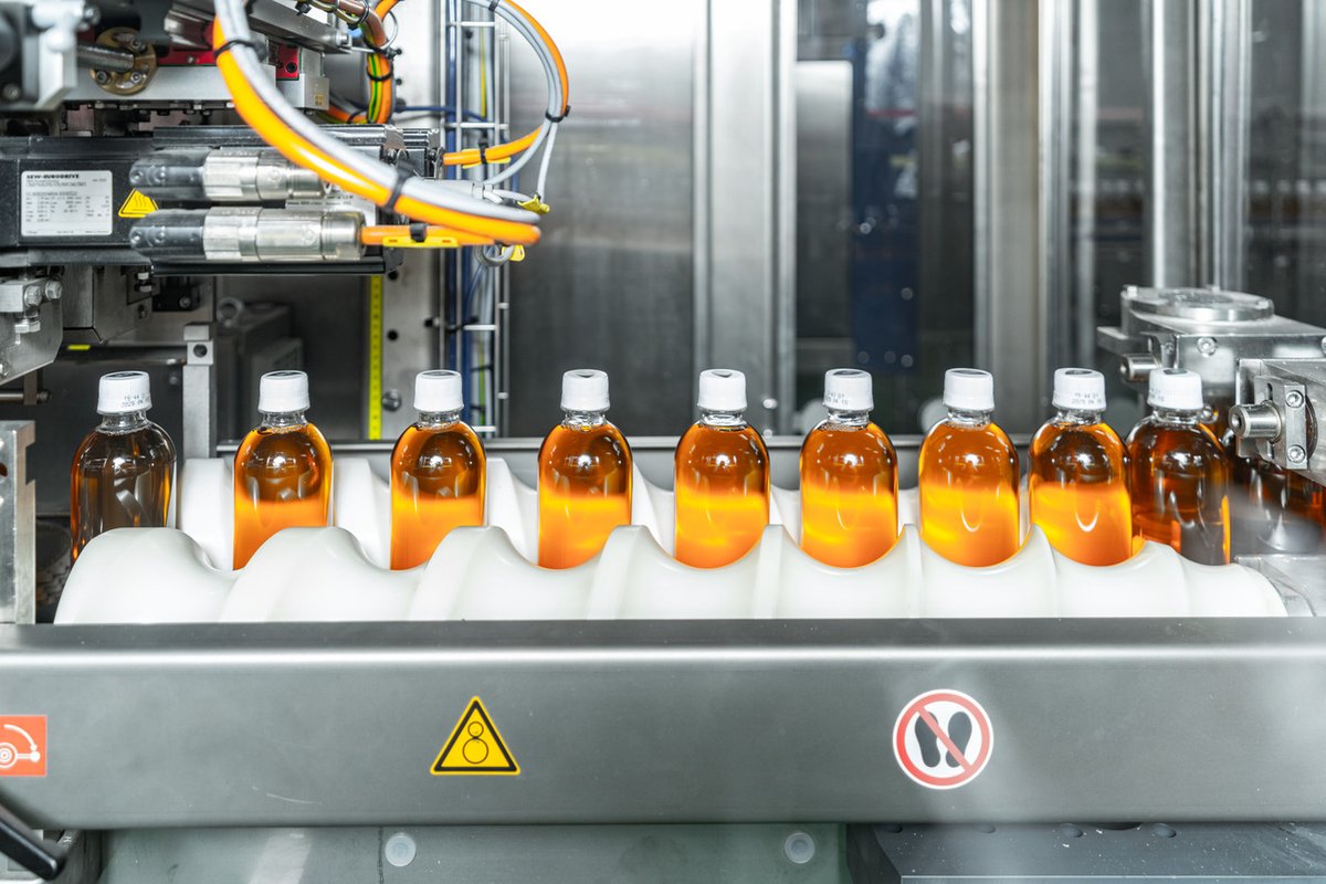 KronesAG's tweet image. Take a look at our machines at Samyang factory! 👀

Today: Sleevematic M1 🚀

This is where innovation meets teamwork! 🤝

#Krones #KronesAG