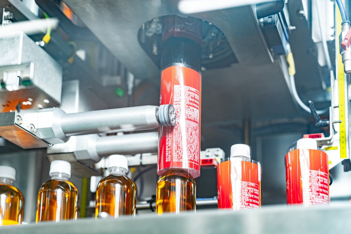 KronesAG's tweet image. Take a look at our machines at Samyang factory! 👀

Today: Sleevematic M1 🚀

This is where innovation meets teamwork! 🤝

#Krones #KronesAG