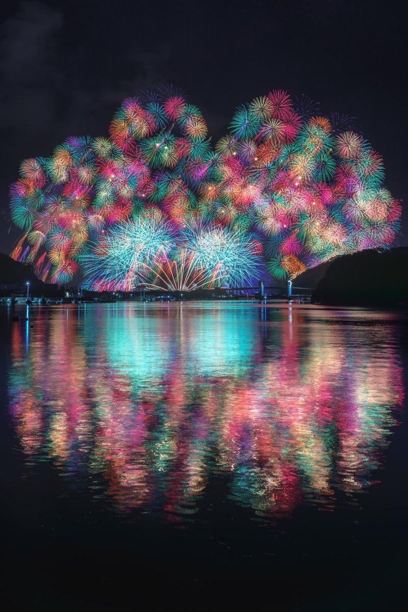 Photo_hamayan's tweet photo. 今年はどの花火巡ろう
とりあえず5月の逗子の花火気になってる

毎年言ってるけど行ったことない花火行きたい

Data：2025 2024 2023

三重：きほく燈籠祭
彩雲孔雀千輪 https://t.co/wlynEgUtNE