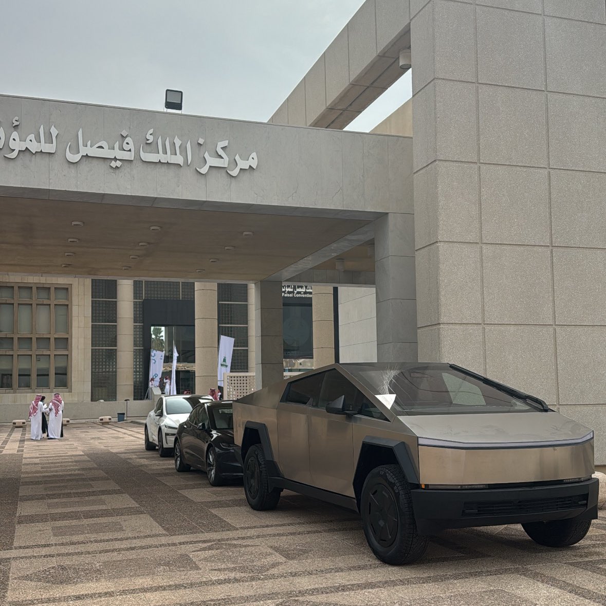 Abdulkarem tweet media