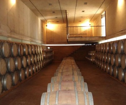 <a href="/Speedmaster72/">Peter</a> <a href="/Vacoscob/">Víctor Acosta C</a> <a href="/elenahersan/">Elena</a> <a href="/irimarq/">Carlos J. Irisarri</a> <a href="/findelbloc/">Findelbloc Ar🇶</a> <a href="/ManuelRevilla57/">Manuel Revilla</a> <a href="/veredes/">veredes, arquitectura y divulgación</a> <a href="/carlbalbas/">◼️ Carlos Balbás ◼️</a> <a href="/dvdagredos/">david g-manzanares</a> <a href="/COACM/">C.O Arquitectos C-LM</a> <a href="/jafgaqt/">JafgAQT ن 🛠️</a> No lo sabía, una pena.

Recuerdo una conferencia que dieron en la ETSAS hace mil años. Humildes, inteligentes, agradables. Me viene a la memoria aquella bodega y lo maravillosa que me pareció (y me sigue pareciendo).

DEP.