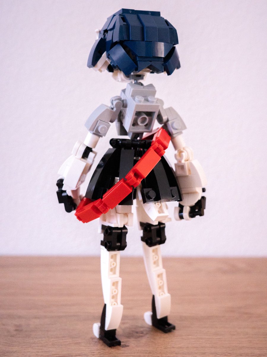 “なくる”

格闘×犬モチーフの獣娘。
活発で表情豊かな女子高生。格闘技をやっている。そんな彼女の悩みは、プロテクターをつけないと、技を仕掛けたときにふわふわの毛で相手をしあわせな気持ちにしてしまい、試合にならなくなってしまうこと。

(1/3)