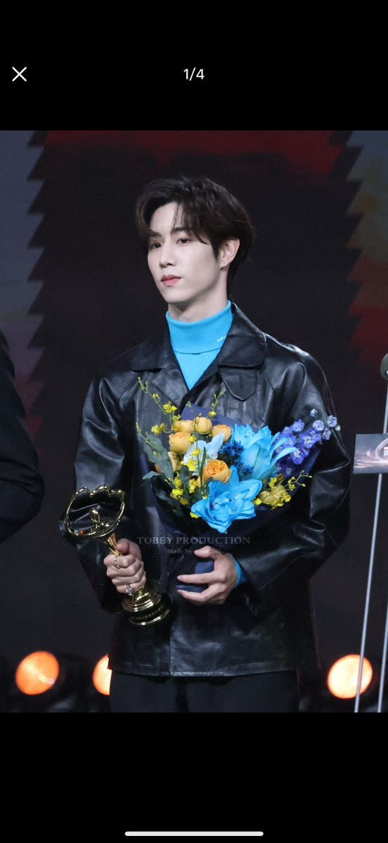 palomazy's tweet image. มาร์คกับรางวัล Weibo Performance Artist of the Year🏆 ดีใจกับทุกก้าวของการเติบโต ปีนี้ลุยกันต่อ รอชมผลงานเพลงคุณภาพคั้บ🫶🏻

แจกกระเป๋าช้อปปิ้ง 2ใบ
สุ่มจากรีค่า

Mark Tuan at Weibo Night
#MarkTuanXWeiboNight
#MarkTuan