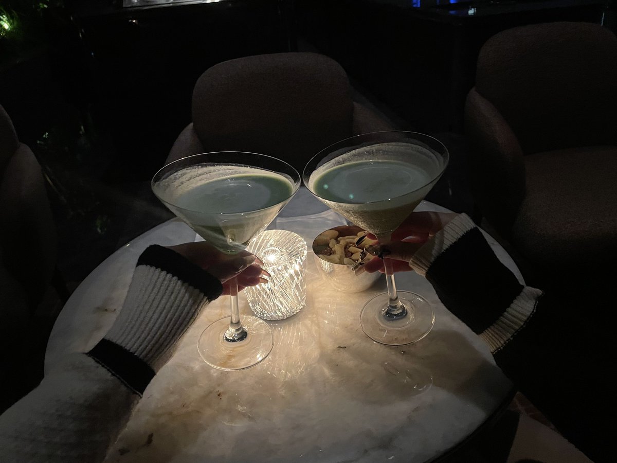 hO__420's tweet image. 🍸🪄ྀི