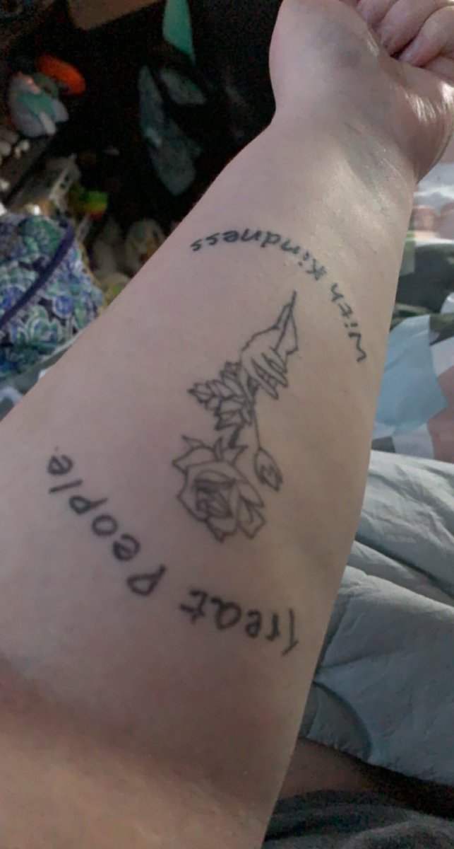 ayyyeee_abby's tweet photo. @louismwahh Me at One Direction back in 2015 and then my TPWK tattoo I’ve had since 2019 🫡🫡 https://t.co/ur3pMEeO4e