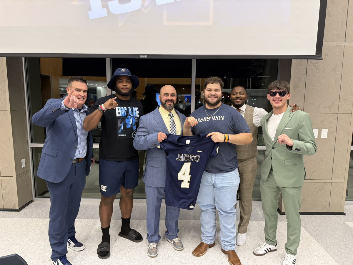 Howard Payne University Football tweet media