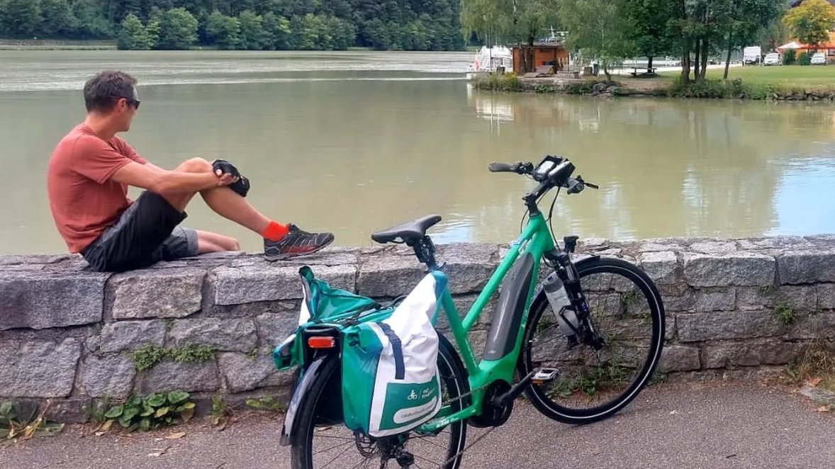 🚲🌿 De fietsjury van de Fiets en Wandelbeurs Nederland heeft de drie genomineerden bekendgemaakt voor de verkiezing #Hicle Fietsroute van het Jaar 2026.
💪 Trots dat uit de #achterhoek de route Ode aan het Landschap is genomineerd!
fietsenwandelbeurs.nl/fietsroute-van…
