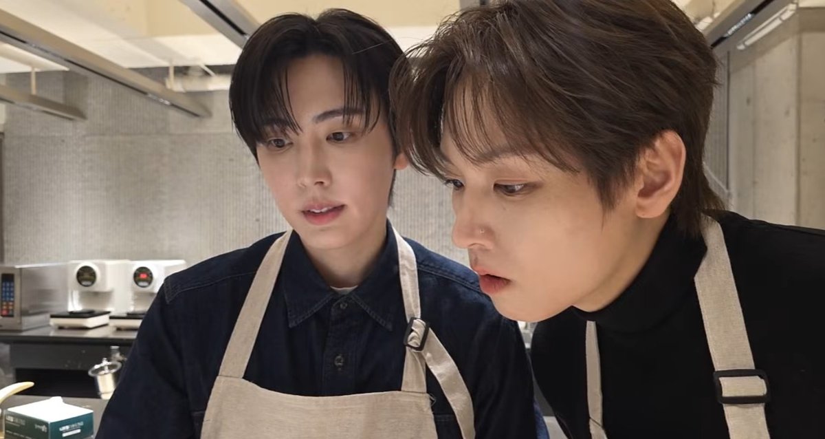 1005x712's tweet image. 얼굴 너무 감동적임