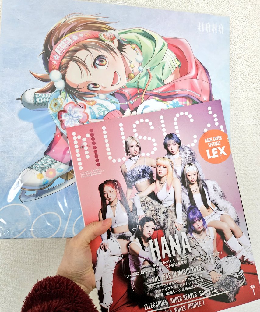 届いてたのに開けてなかったーーー！！😭 大きさに驚いたけど、 素敵な