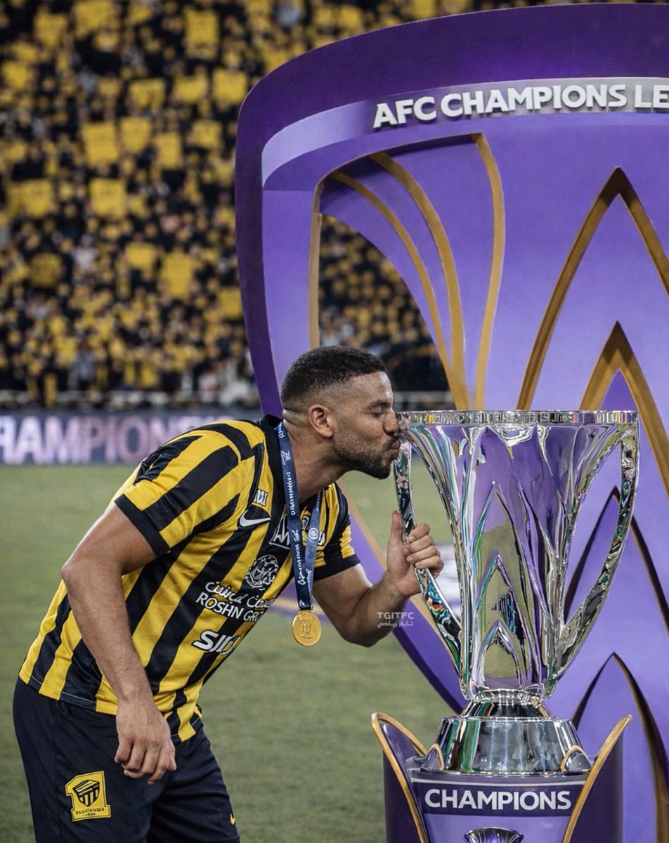 تـايقر tweet media