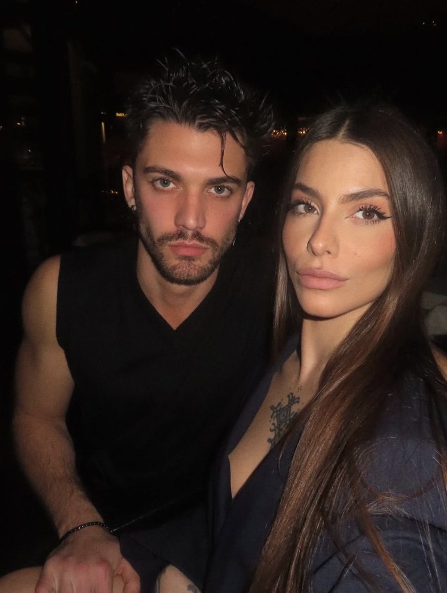 ACriginia's tweet photo. "TEMUTI, AMATI, INVIDIATI" ❤️‍🔥

Niente di più vero 😭
#jonita https://t.co/oMqNTy8ImZ