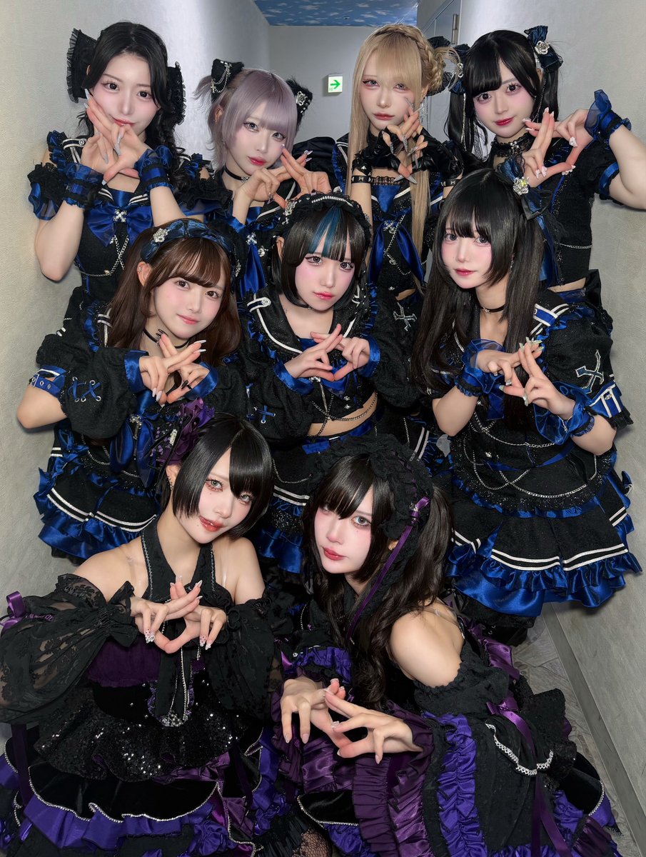 『Débutante vol.8』
ありがとうございました❤️‍🩹💙
⠀
AVAM先輩のイベントに出演させていただき、たくさんの刺激を頂きました!!
これからも一歩ずつ成長していくVVSiSを見守ってください.𖥔 ݁