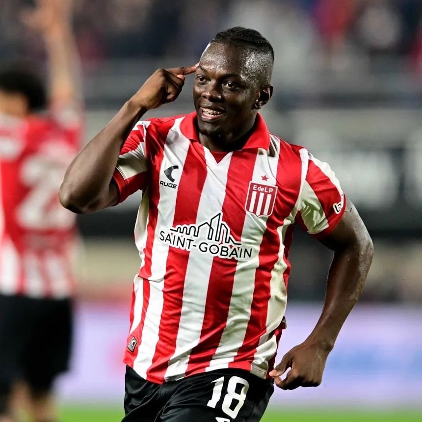 YaquesTomas's tweet image. #EDLP Boca se comunicó con el entorno de Edwuin Cetré y prepara una oferta ❗️

Una vez caída la operación con Athletico Paranaense, comenzaron los contactos del Xeneize para incorporar al futbolista colombiano. Estudiantes sigue con la necesidad de vender 🔜