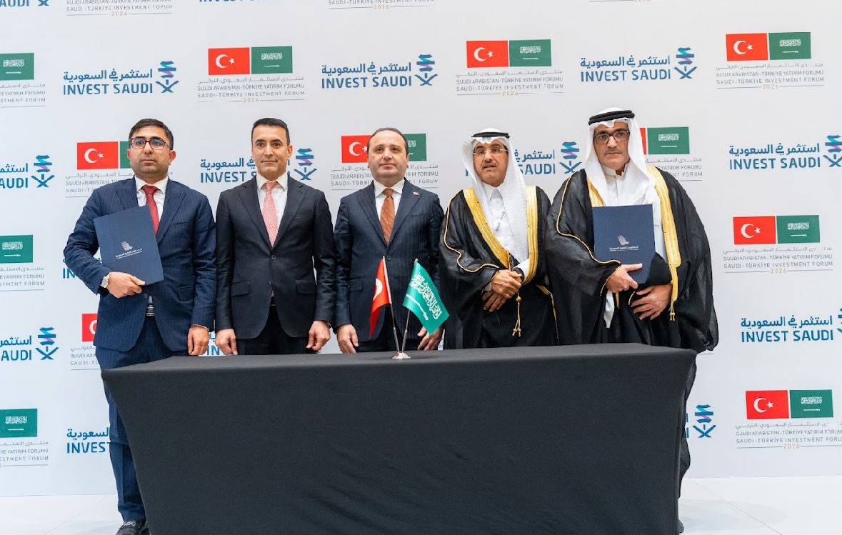 ufmradio's tweet photo. في منتدى الاستثمار السعودي التركي 
أعلنت كارم ونيوسنس قلوبال عن توقيع اتفاقية استثمار وتطوير عقاري، بإجمالي استثمارات تبلغ 100 مليون دولار.
تهدف الاتفاقية إلى تطوير مشاريع عقارية إقليمية ودولية.
مثّل الجانب السعودي في هذه الاتفاقية المستثمر إبراهيم الرميح، المتخصص 
في التطوير العقاري والصناعات العسكرية.