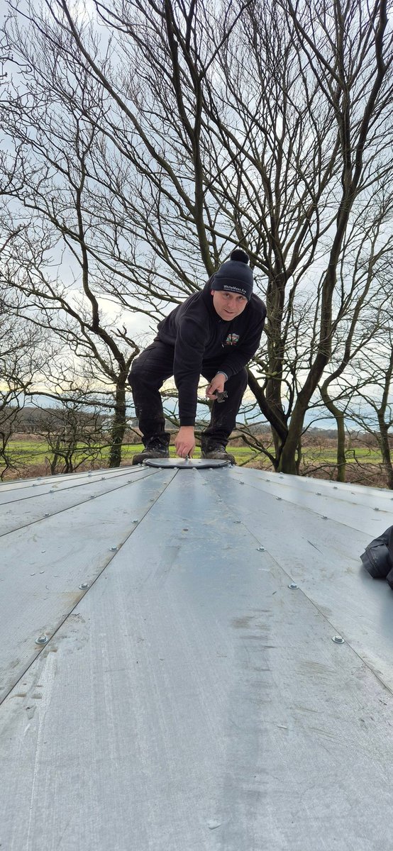 Stewartmarsha11's tweet image. Another busy week so far @ClubWorkington new larger irrigation tank installed in prep for tee irrigation starting this spring, well needed verti drain on greens. Really pleased with what the team are producing atm, bravo fellas 👏🏻 
#simplyloveleh #greenkeepers #dreamteam