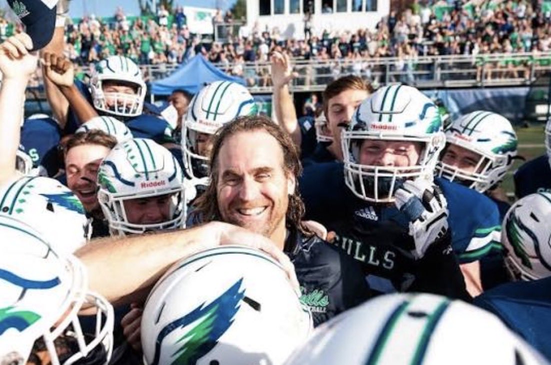 Big NE Ftball Clinic tweet media