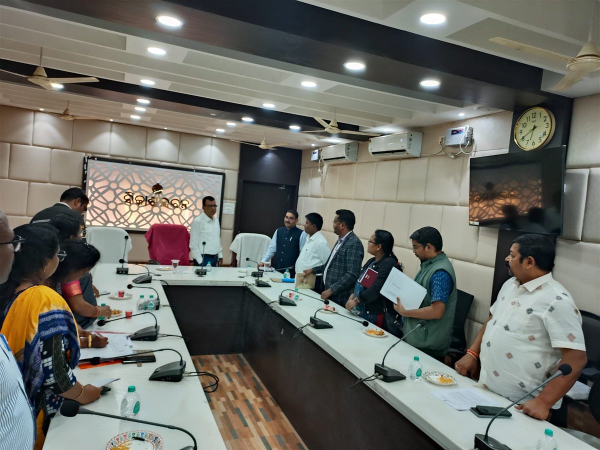 A meeting was held under the chairmanship of the Collector &amp; District Magistrate on 05.02.2026 at 5:00 PM to discuss wide publicity of the Atmanirbhar Mahila SuVahak (AMA SuVahak) Scheme through SHGs and district-level forums for greater outreach and women empowerment.