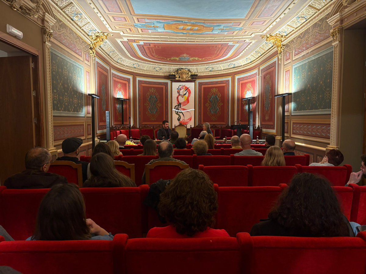 Institució Alfons el Magnànim tweet media