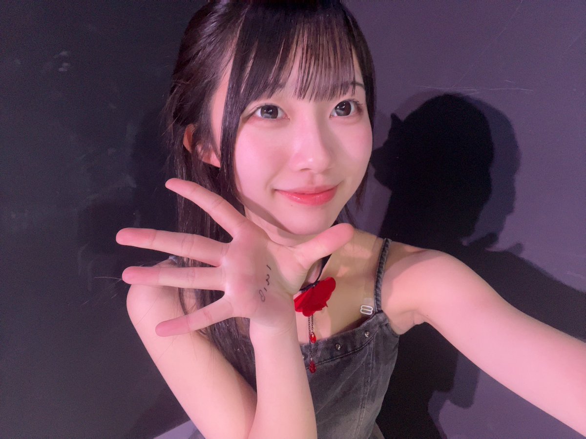 おやすみ^ ̳ᴗ ̫ ᴗ ̳^♩ #JumpingKiss #雪本恋百