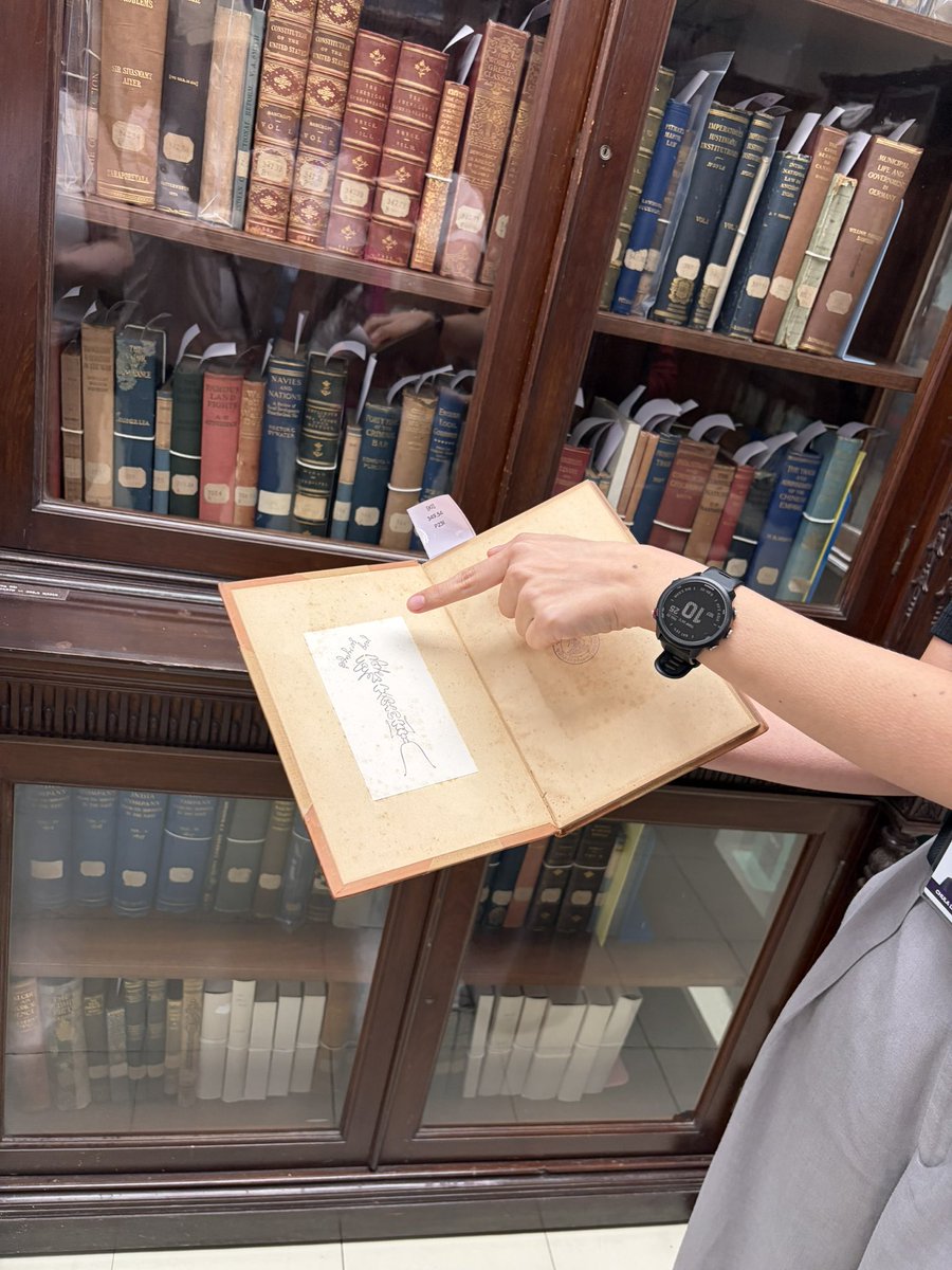 Claire H tweet media